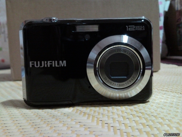 [新手的不專業開箱文] 富士 FUJIFILM FinePix AV130 傻瓜入門相機~純分享