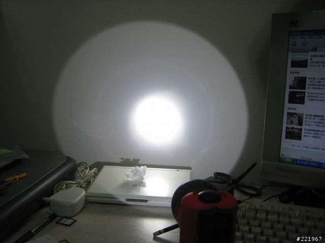 [開箱文]STREAMLIGHT SURVIVOR LED L型手電筒(防爆)
