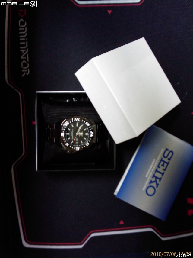 [開箱] 人生中第一隻機械表 SEIKO 盾牌五號 SNZE83J1 (7S36)