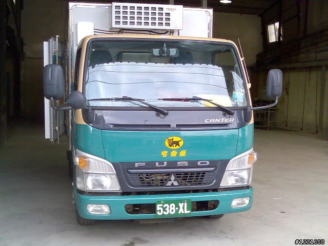 [分享]FUSO CANTER 3.5 黑貓車