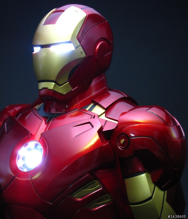 Hot Toys  Iron Man 2 鋼鐵人胸像