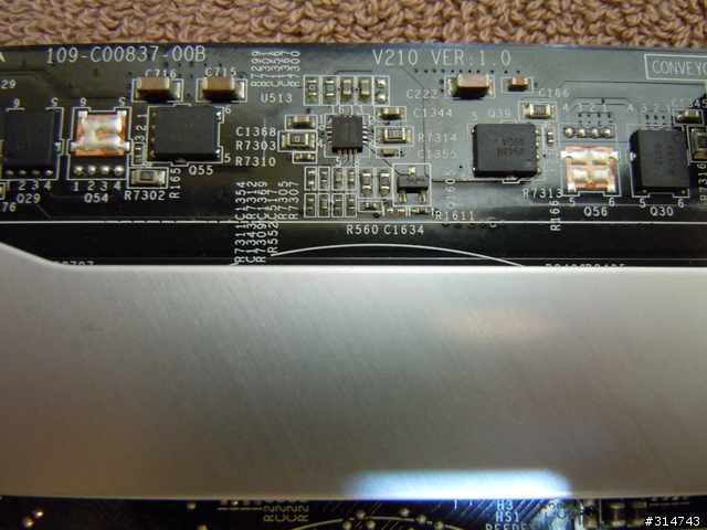 [開箱分享]微星MSI R5870 Lightning顯示卡