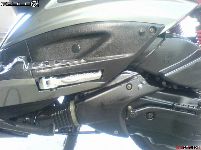 ﹝外觀分享﹞08年化油新勁戰上飛旋踏板照！！