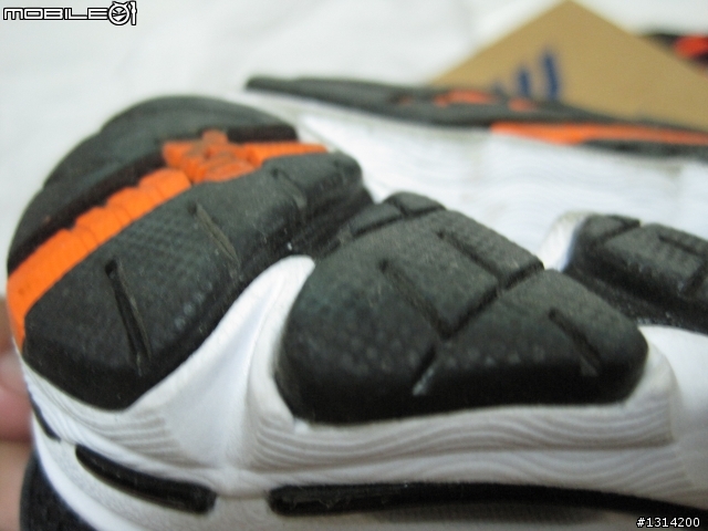 慢跑鞋的新體驗，Mizuno(美津濃)-8kn-04654