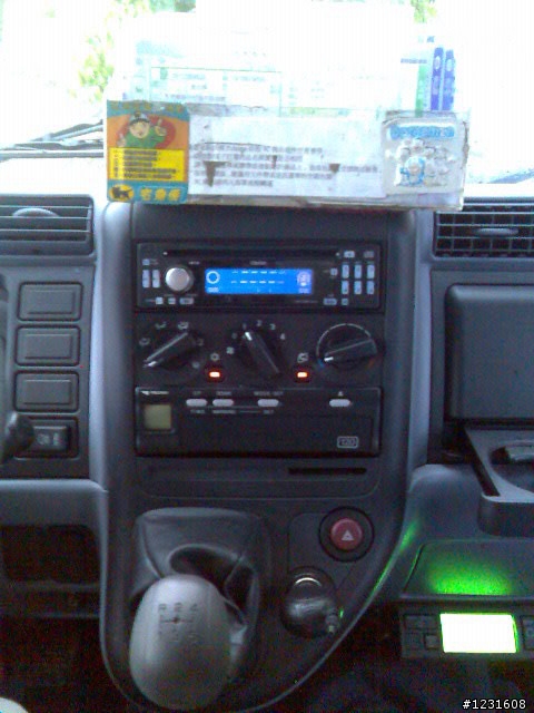 [分享]FUSO CANTER 3.5 黑貓車