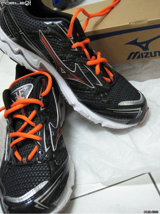 慢跑鞋的新體驗，Mizuno(美津濃)-8kn-04654