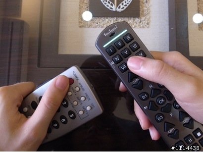 【分享】VoiceTouch 2 使用起來快、狠、準的遙控器