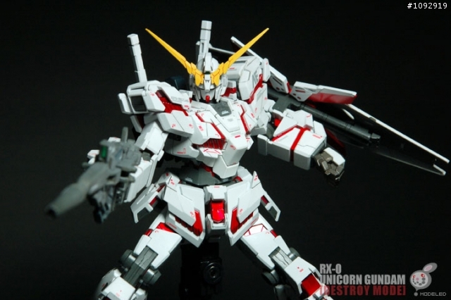新手老頭的處女作 No.1[GUNDAM UNICORN DESTROY MODE]