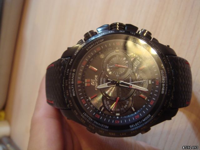 分享 CASIO EDIFICE EQW-M710 黑/皮 六局電波