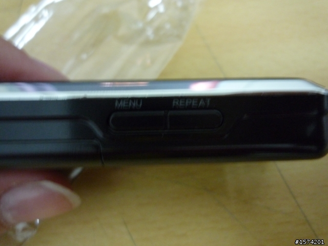 簡易開箱 歌林數位錄音筆 KRP-160W 2G