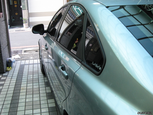 炎炎夏日VOLVO  S40洗澡記~~~