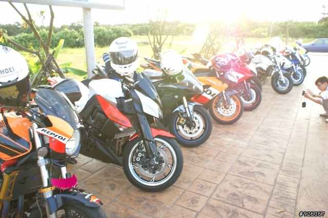 『極限運動』極致精美YAMAHA R6-17000RPM飛行傘之旅