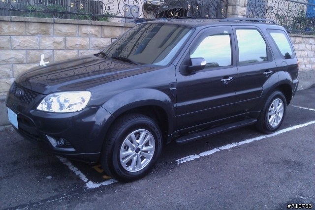 ESCAPE XLT 2010 尊爵灰 開箱(圖多..)