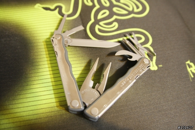 一把你該試著去擁有的工具Leatherman