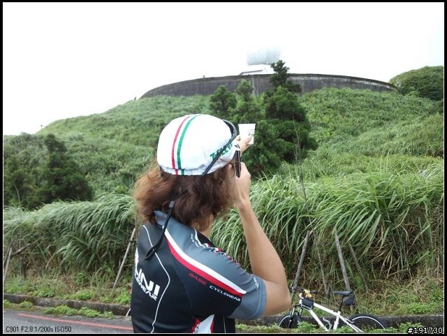20100725五分山泡咖啡，領照片囉~