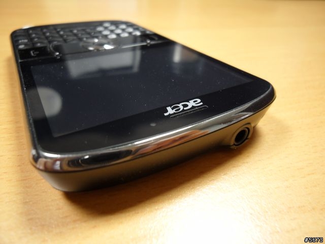 【commeing soon】機器人吃黑莓-Acer E130