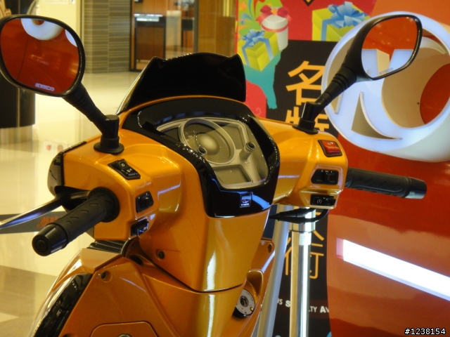 KYMCO SHADOW GTI300展示車