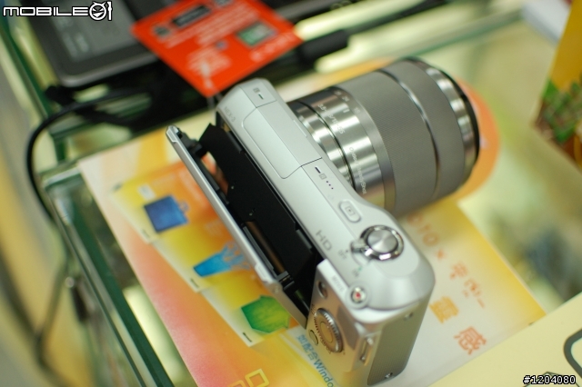 NEX  3 打開箱圖