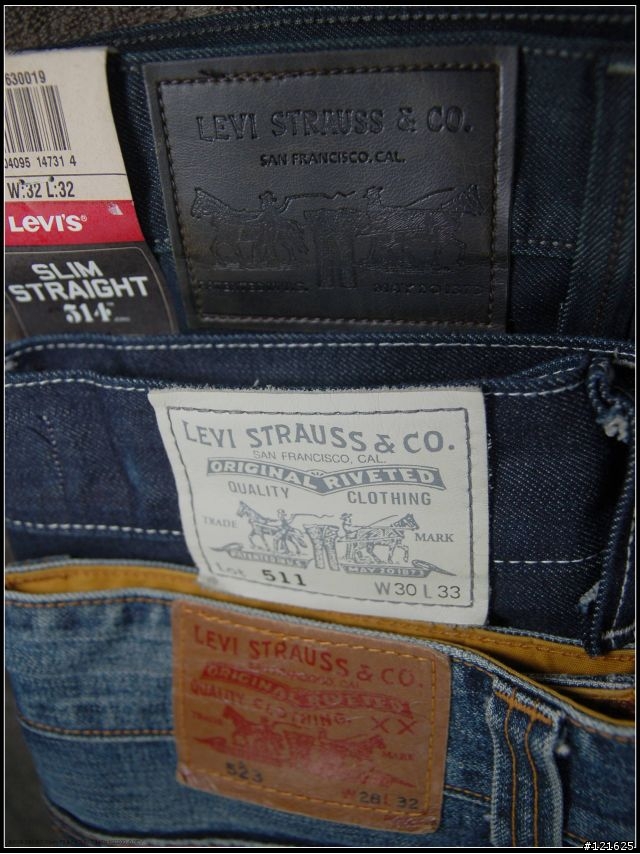 Levis 原色黑魂 黑標514 Slim Straight