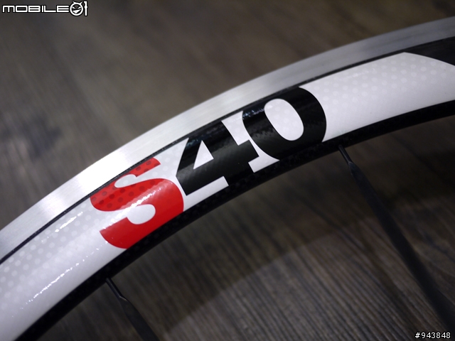[開箱] Sram S40/S60 鋁邊碳纖維板輪