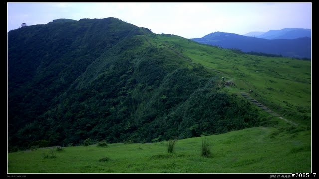 終於看到台灣的右肩：桃源谷步道越嶺 -草嶺古道