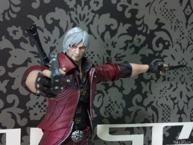 PLAY ARTS 改 [DEVIL MAY CRY4] 但叔 簡易分享