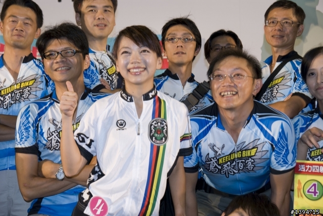 鳶飛百客 -- 美型女決選照片