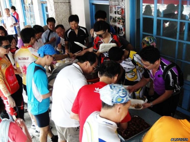 (照片)20100725鐵國山硬陡行暨中華電信減碳愛地球無車日活動
