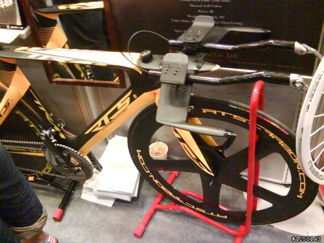 [分享][圖] 10年 台運動休閒展  BANNARD/YETI/X FUSION/ENDURO/POWERWAY/ RTS /RIDLEY