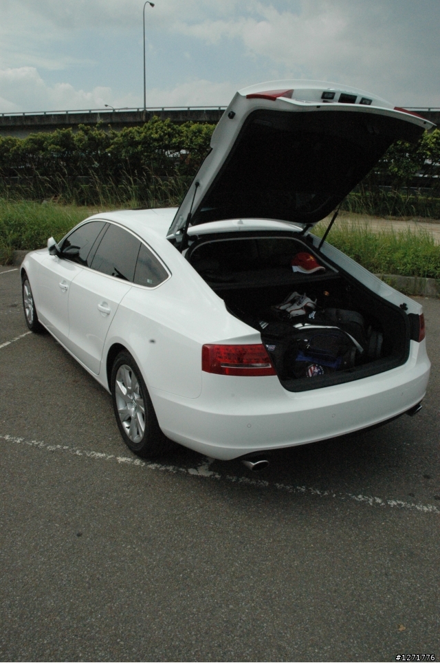 [開箱]遲來的白色Audi A5 Sportback 簡易開箱
