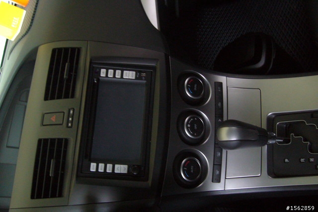 白色 馬自達3 2.0 簡單開箱