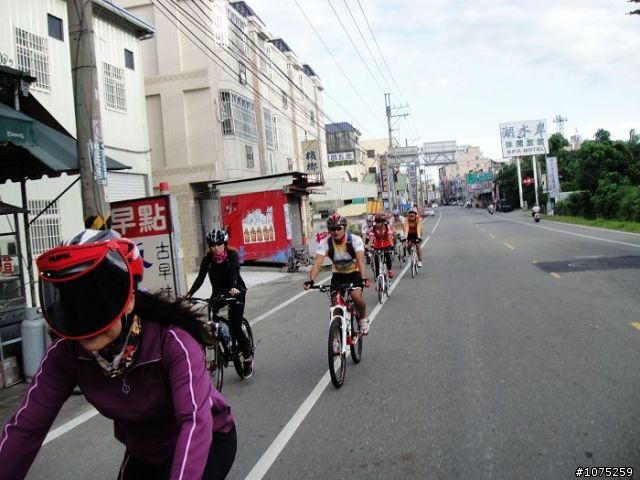 (照片)20100704華山松腳休閒騎
