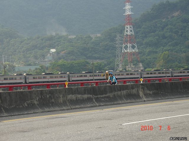 女兒與我首次環島十天九夜遊2010 6/28~7/7