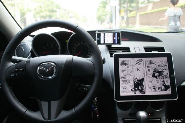 新馬三 with ipad 車用影音上網系統
