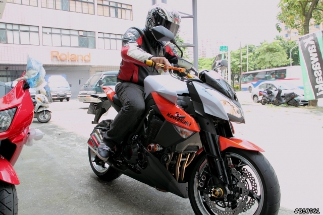 最強與最貴的試乘--Kawasaki Z1000 + Benelli TRE 899K