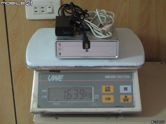 [12.22更新][好人系列I開箱]創見 TS8XDVDRW 超薄外接式USB-DVD燒錄機-台灣製造(托盤式)