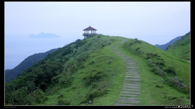 終於看到台灣的右肩：桃源谷步道越嶺 -草嶺古道