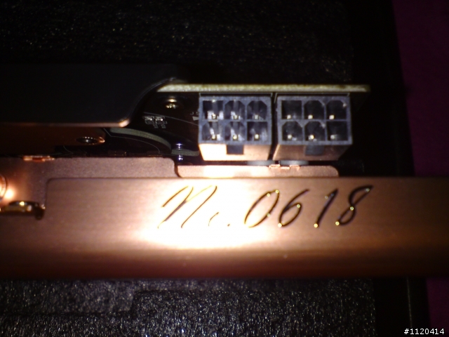 MSI GTX 465 黃金板~~小開箱囉(應該是01第一開吧)......