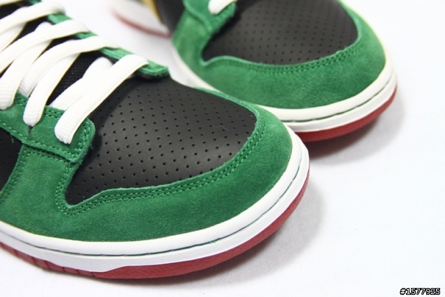 再來一發NIKE DUNK LOW SB 美樂啤酒!開箱文