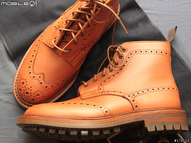 《開箱分享》TRICKER'S 英式雕花鞋
