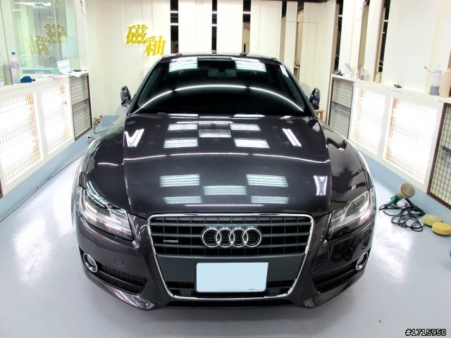 AUDI A5 SB 2.0TQ 紫晶灰