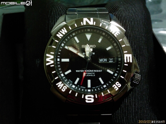 [開箱] 人生中第一隻機械表 SEIKO 盾牌五號 SNZE83J1 (7S36)