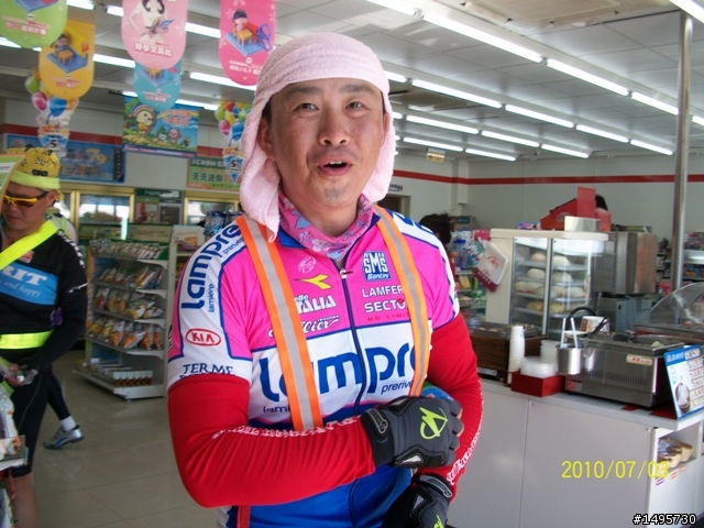 瘋600K (之) 一家都是人...相片600張