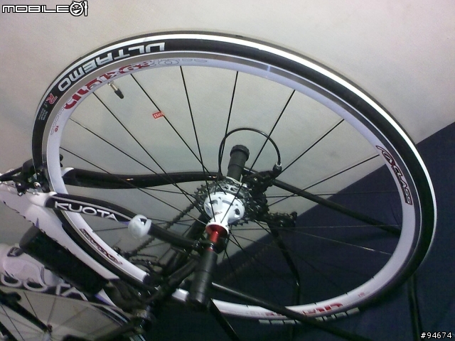 【開箱文】白帥帥Aclass ALX630+SCHWALBE R.1一級公路車胎