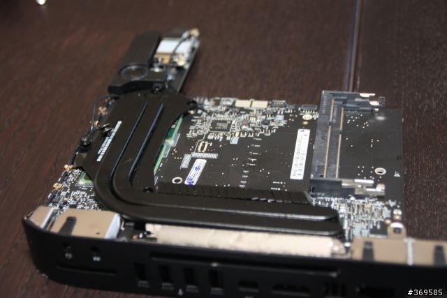給各位煩惱中的同學把mac mini sever 拆開看看再決定要不要買