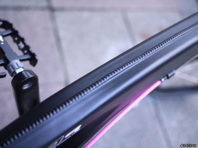 機械芭比- ORi M9的小改裝，黑+粉紅=?