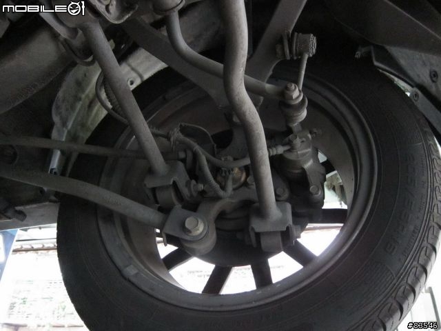 [請問] 前輪驅動的車 後輪懸吊這樣的是設計是什麼種?