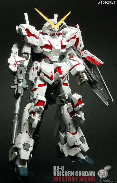 新手老頭的處女作 No.1[GUNDAM UNICORN DESTROY MODE]