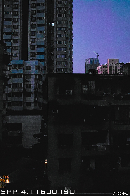 解放DP系列高ISO可用性,紅色易過曝問題,全能X3解壓工具SLIKYPIX FOVEON及SPP/CS5解壓效果對比.
