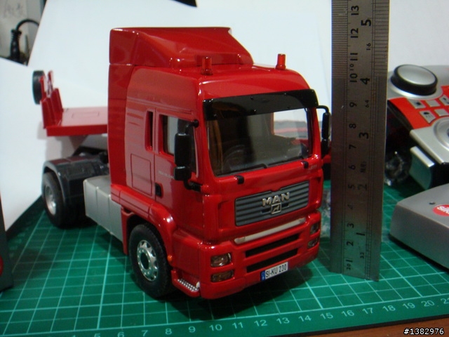 來自德國1/32 Siku - RC拖車+板車